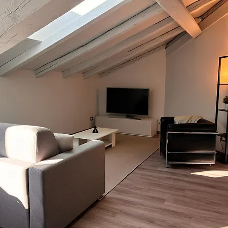 Boutique Apartment - Cinema & Ac - Historic Center Lejlighed