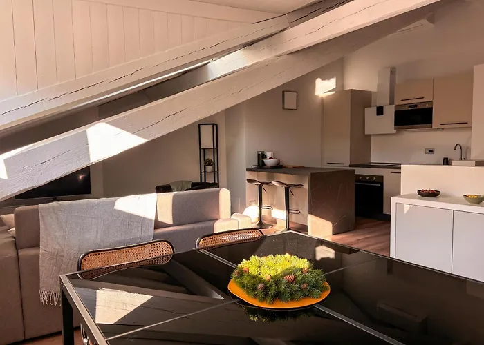 Boutique - Cinema & Ac - Historic Center טרנטו